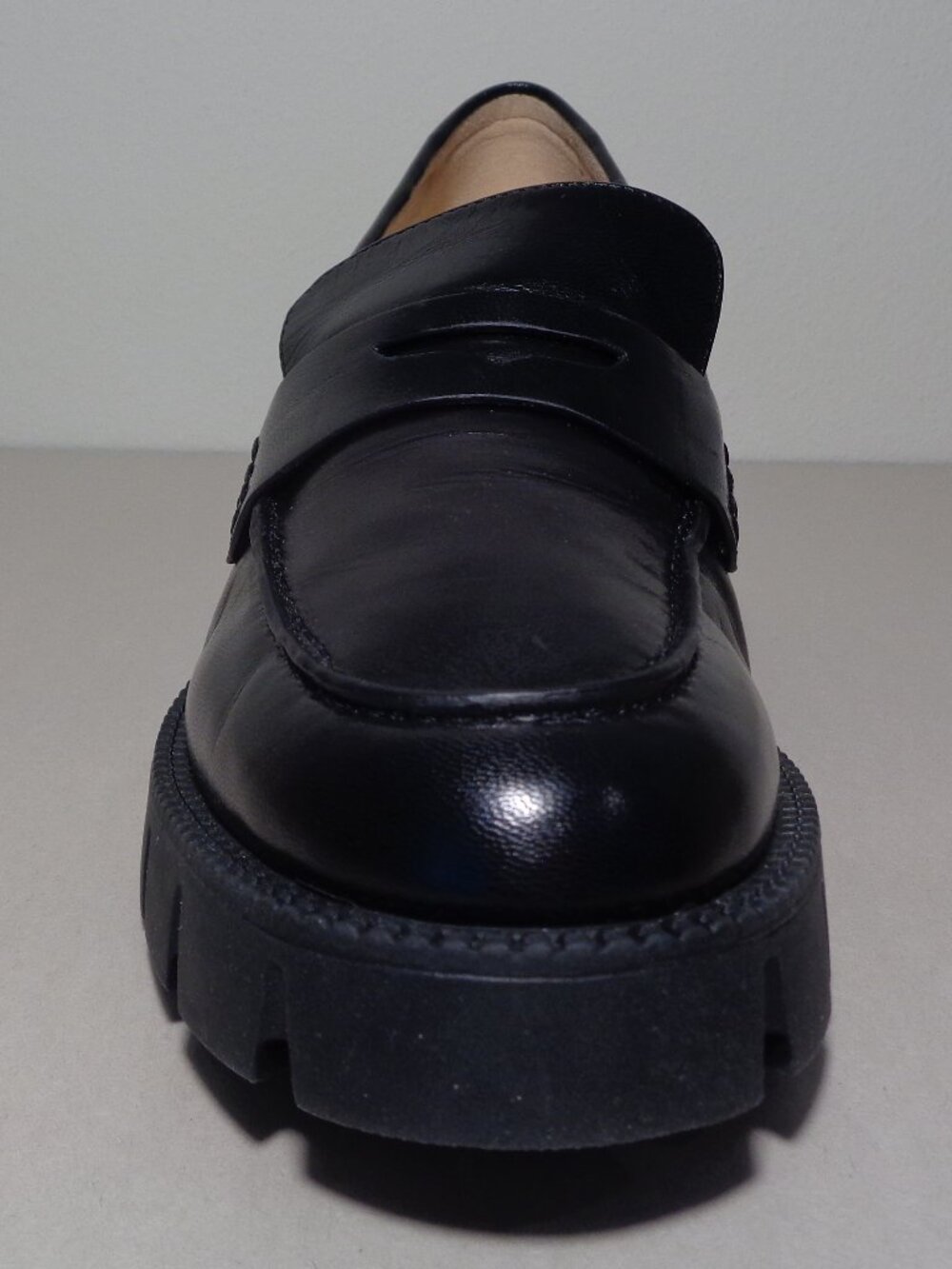 Coach Size 7.5 M / CORA LEATHER / Black / Heeled Penny Loafers Women's Shoes - Picture 5 of 16